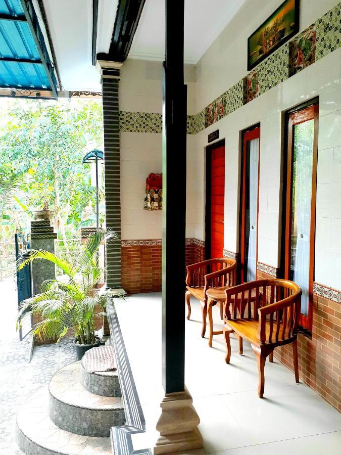 Nova Homestay Toyapakeh Exterior foto