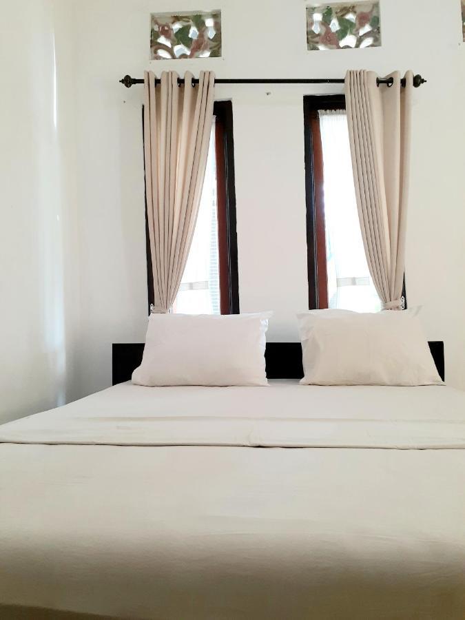 Nova Homestay Toyapakeh Exterior foto
